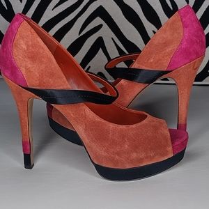 Jessica Simpson Nubuck Suede tricolor 6 in stiletto